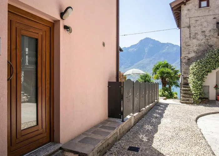 Laura By Interhome *