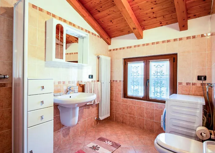 Laura By Interhome Semesterbostad Vercana